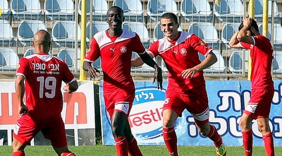 ממאדו חוגג את השער (משה חרמון)