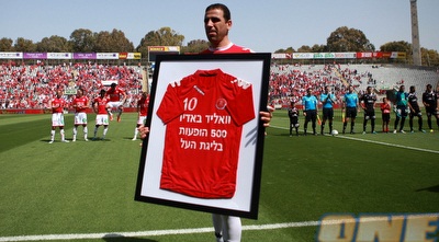 וואליד באדיר עם החולצה. כבוד גדול לשחקן גדול (יוסי ציפקיס)