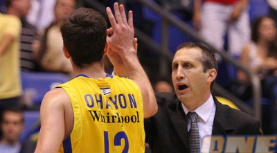 דייויד בלאט ויוגב אוחיון (שי לוי)