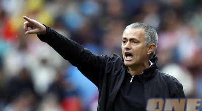 מוריניו. עשוי לסמן וי על עוד מדינה ר (רויטרס)