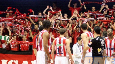 שחקני ירושלים והקהל שלהם (משה חרמון)