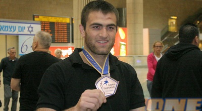 סוסו פלאלשווילי עם מדליית הארד (חגי ניזרי) סוסו פלאלשווילי עם מדליית הארד (חגי ניזרי)