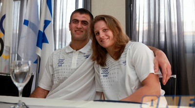 אליס שלזינגר וסוסו פלאלשווילי (יוסי ציפקיס)