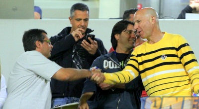 לוני הרציקוביץ´ וג´ק אנגלידיס (יניב גונן)