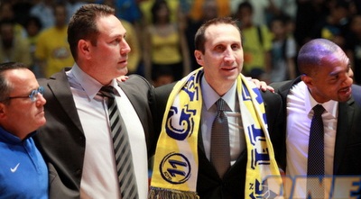 דייויד בלאט, שארפ, גודס (יוסי ציפקיס)