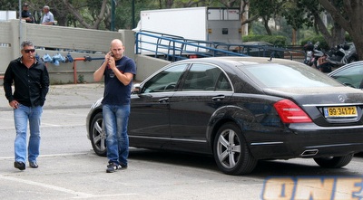 פרוספר אזגי (חגי ניזרי)