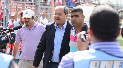 אחמד טיבי (משה חרמון)