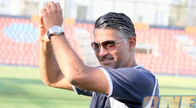 עופר טלקר מאושר (משה חרמון) עופר טלקר מאושר (משה חרמון)