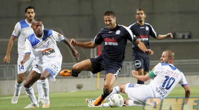 דודו אברהם מול חגי גולדנברג (יוסי ציפקיס) דודו אברהם מול חגי גולדנברג (יוסי ציפקיס)