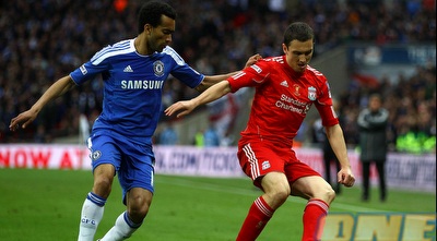 ז´וזה בוסינגווה מנסה לחטוף לסטיוארד דאונינג (GettyImages)