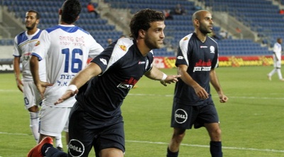 ויקטור מרעי חוגג שער יתרון יקר (יוסי ציפקיס) ויקטור מרעי חוגג שער יתרון יקר (יוסי ציפקיס)