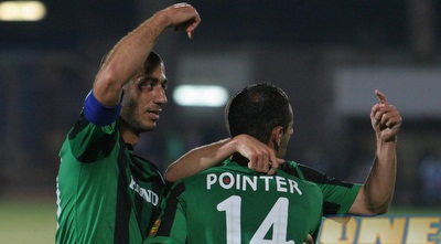 יניב קטן חוגג עם עמאשה (עמית מצפה)