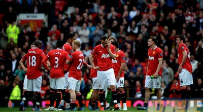 שחקני יונייטד צופים בניצחון של סיטי (GettyImages)