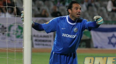 ניר דוידוביץ´. יחתום על חוזה חדש? (עמית מצפה) ניר דוידוביץ´. יחתום על חוזה חדש? (עמית מצפה)