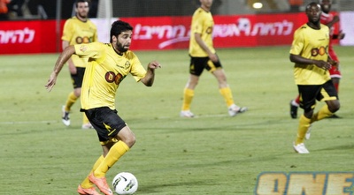 עזרא (יוסי ציפקיס)