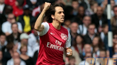 בניון חוגג במדי ארסנל. כמה שחקנים שגוטמן יכול לזמן לבשו מדים כאלה? (GettyImages)