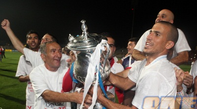 שחקני הפועל חוגגים (עמית מצפה)