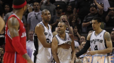 פארקר חוגג יום הולדת שמח (רויטרס) פארקר חוגג יום הולדת שמח (רויטרס)