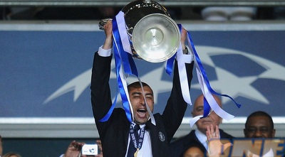 די מתיאו מדגים מה זו תמונה הנפה (GettyImages)