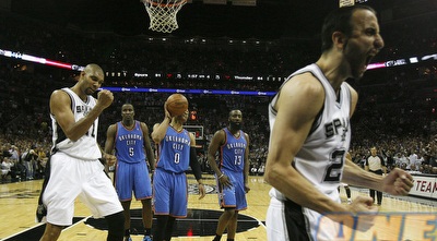 מאנו ג&acute;ינובילי וטים דאנקן בטירוף (רויטרס)