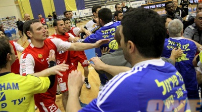 - (יניב גונן)