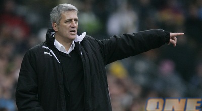 ולדימיר פטקוביץ´. אימן את מאיוקה ביאנג בויז (GettyImages) ולדימיר פטקוביץ´. אימן את מאיוקה ביאנג בויז (GettyImages)