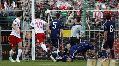 אוברניאק חוגג מול אנדורה (רויטרס)