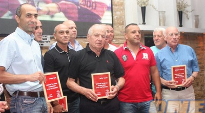 תקווה, סיני ושחקני העבר (צביקה הלפרין) (ONE)