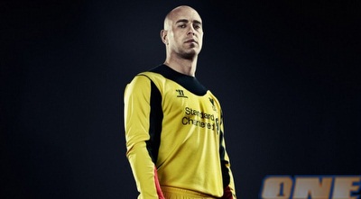 פפה ריינה ומדי החוץ שלו