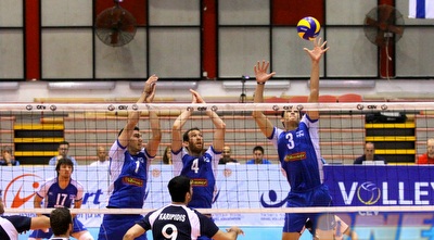 הרשקו, שטיין ופייגה שולטים ליד הרשת (שי לוי)