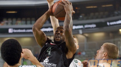 בו מק´אלב (רויטרס)