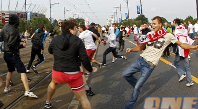 אוהדי רוסיה ופולין (רויטרס)