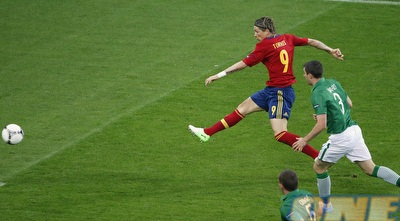 טורס בועט פנימה (רויטרס)