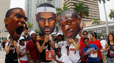 ווייד, לברון ובוש - גרסת המסכות (GettyImages)