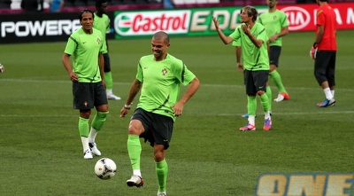 פפה. שומר הראש של רונאלדו (יוסי ציפקיס)