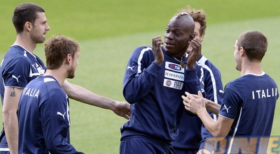 באלוטלי ילד כפות? (GettyImages)