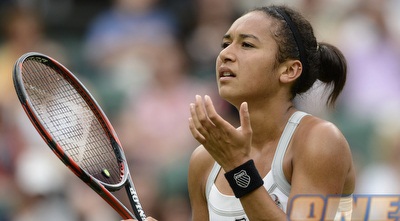 אמילי ווטסון לא מבינה מה לעשות מול רדוונסקה (רויטרס)