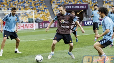 אינייסטה (יוסי ציפקיס)