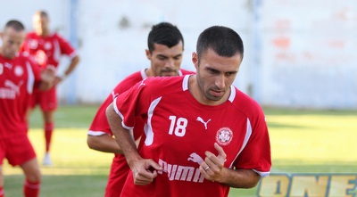 תמיר בן עמי. סוף סוף מסיים את עונש ההרחקה זכר למשחק מול לוד (שי לוי) תמיר בן עמי. סוף סוף מסיים את עונש ההרחקה זכר למשחק מול לוד (שי לוי)