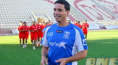 שלומי דורה (יניב גונן)