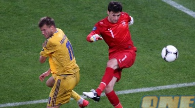 הוגו לוריס. בדרך לאנגליה? (יוסי ציפקיס)