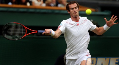 אנדי מארי חובט מול פדרר (GettyImages)