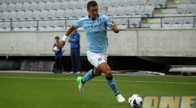 קולארוב (האתר הרשמי של מנצ´סטר סיטי) (ONE) קולארוב (האתר הרשמי של מנצ´סטר סיטי) (ONE)