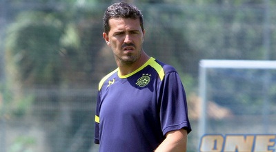 אוסקר גארסיה (יניב גונן) אוסקר גארסיה (יניב גונן)