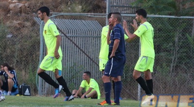 חן עזריאל אחרי השער מול הפועל עכו במשחק האימון(גיא בן זיו)