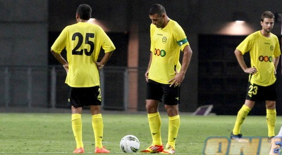 שחקני נתניה מאוכזבים (יוסי ציפקיס) שחקני נתניה מאוכזבים (יוסי ציפקיס)