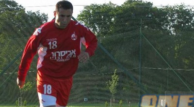 ניקולאס פלצ´וק. עדיין בספק (האתר הרשמי הפועל ב&qout;ש)