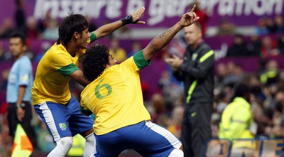 מרסלו וניימאר רוקדים. איפה תהיה ברזיל אחרי לונדון? (רויטרס) מרסלו וניימאר רוקדים. איפה תהיה ברזיל אחרי לונדון? (רויטרס)