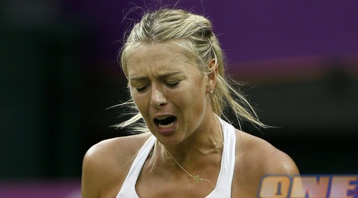 שראפובה מרוצה (בסגנון שלה) מול פאר (רויטרס)