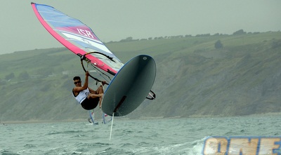 שחר צוברי. ייצא אל השיוט התשיעי שלו (לירון לוי)